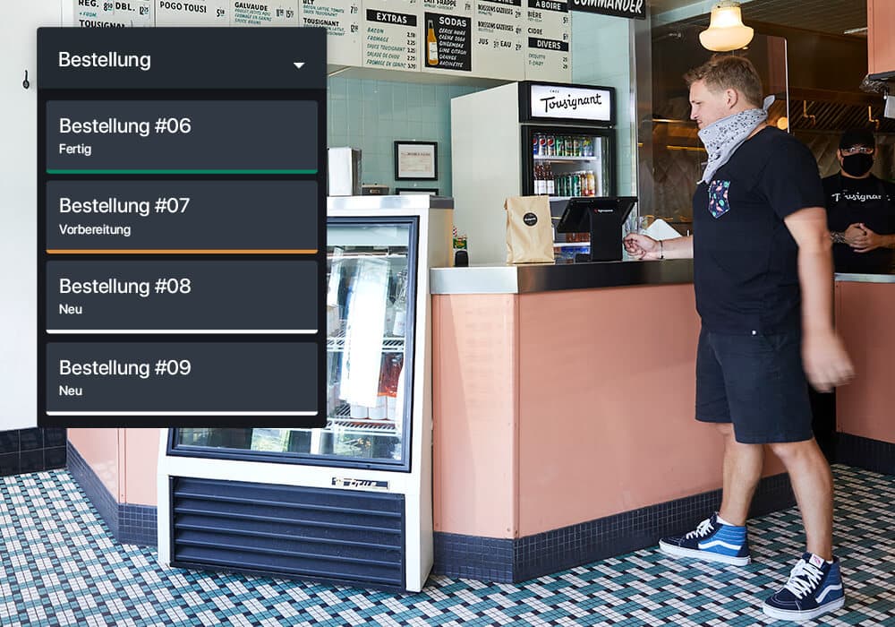 Kunde Steht an Theke eines Schnellrestaurants